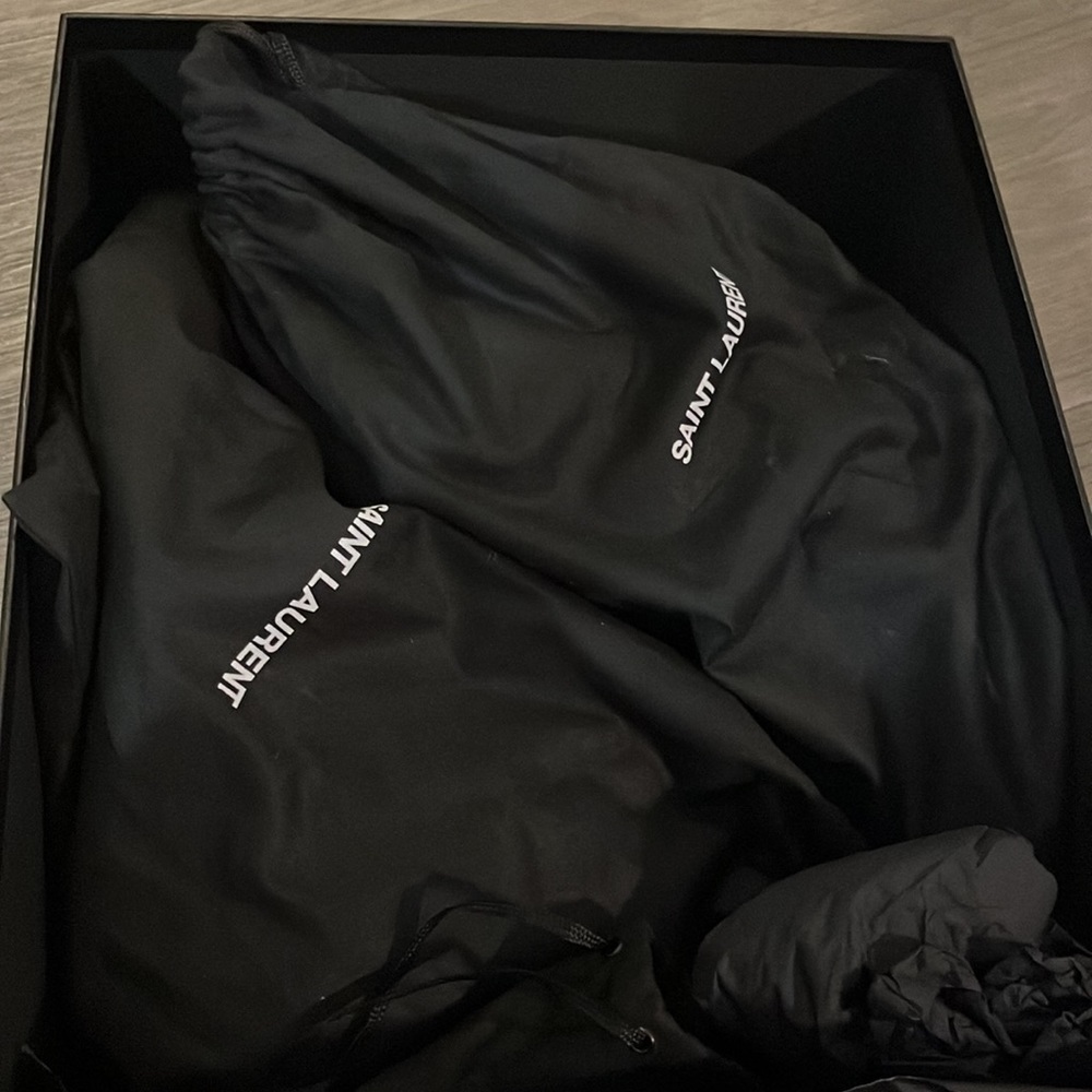 Saint Laurent (YSL) Chelsea Boots (Black) - Picture 3 of 9